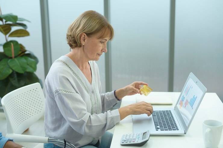 CRM-специалист: профессия и зарплата