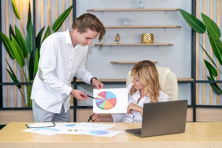 CRM-маркетолог: кто это и сколько он зарабатывает